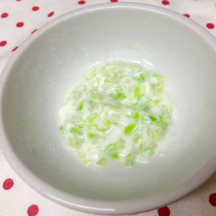 【離乳食モグモグ期】副菜 キャベツのコールスロー風